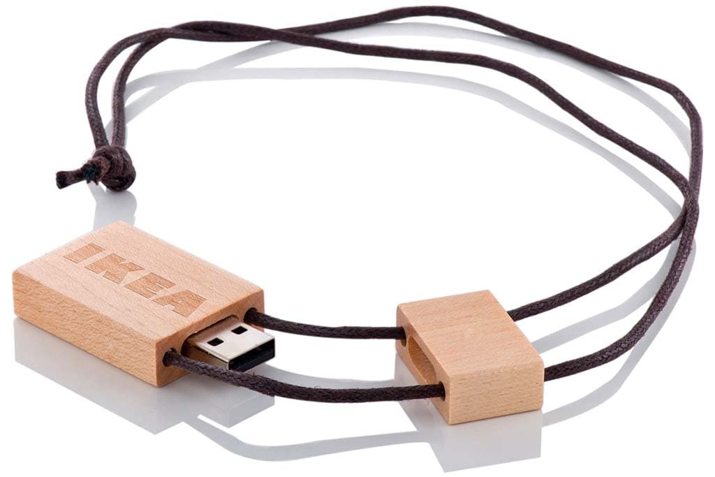 Ahşap USB Bellek Boyun İpli – Akçaağaç